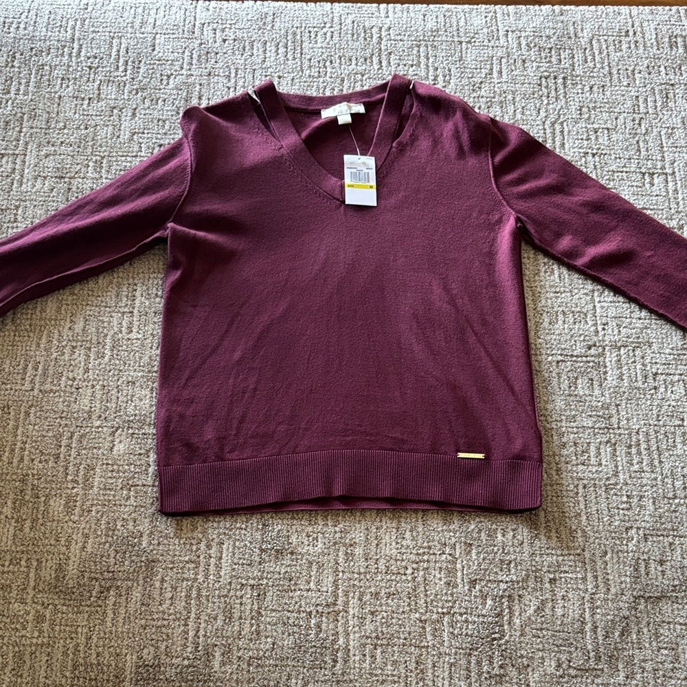 Michael Kors V-Neck Merlot Sweater. NWT SZ M